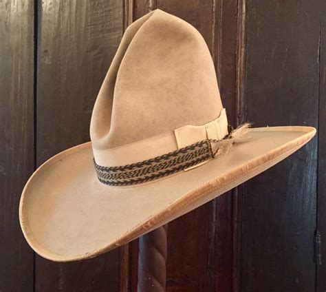 It looks best on men who are older with some scruff or a full beard. . Vintage cowboy hats